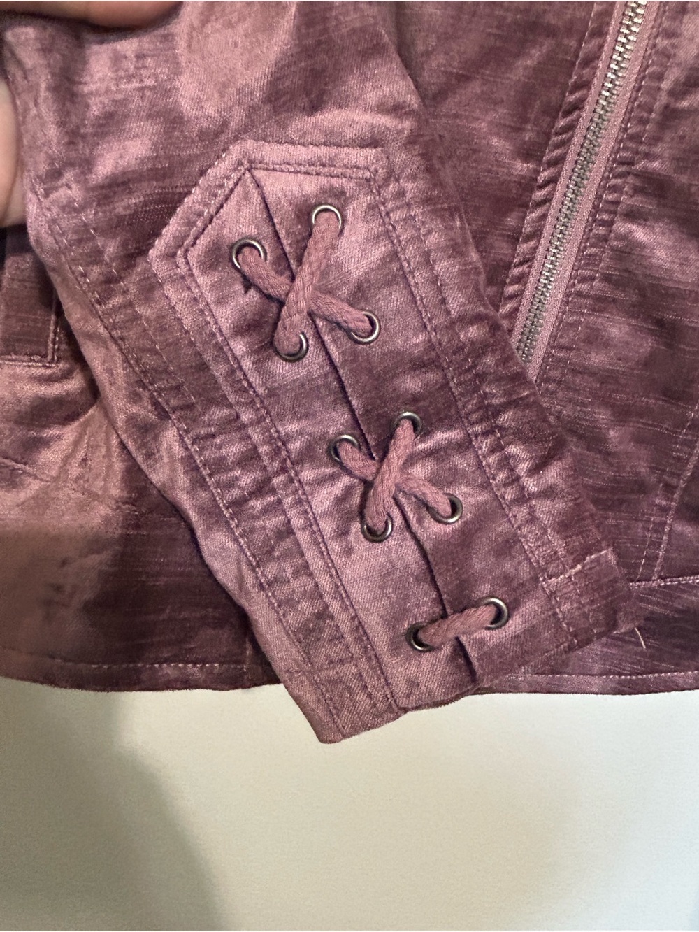 NWOT velvet moto jacket in mauve color from aeropostale - Picture 4 of 7